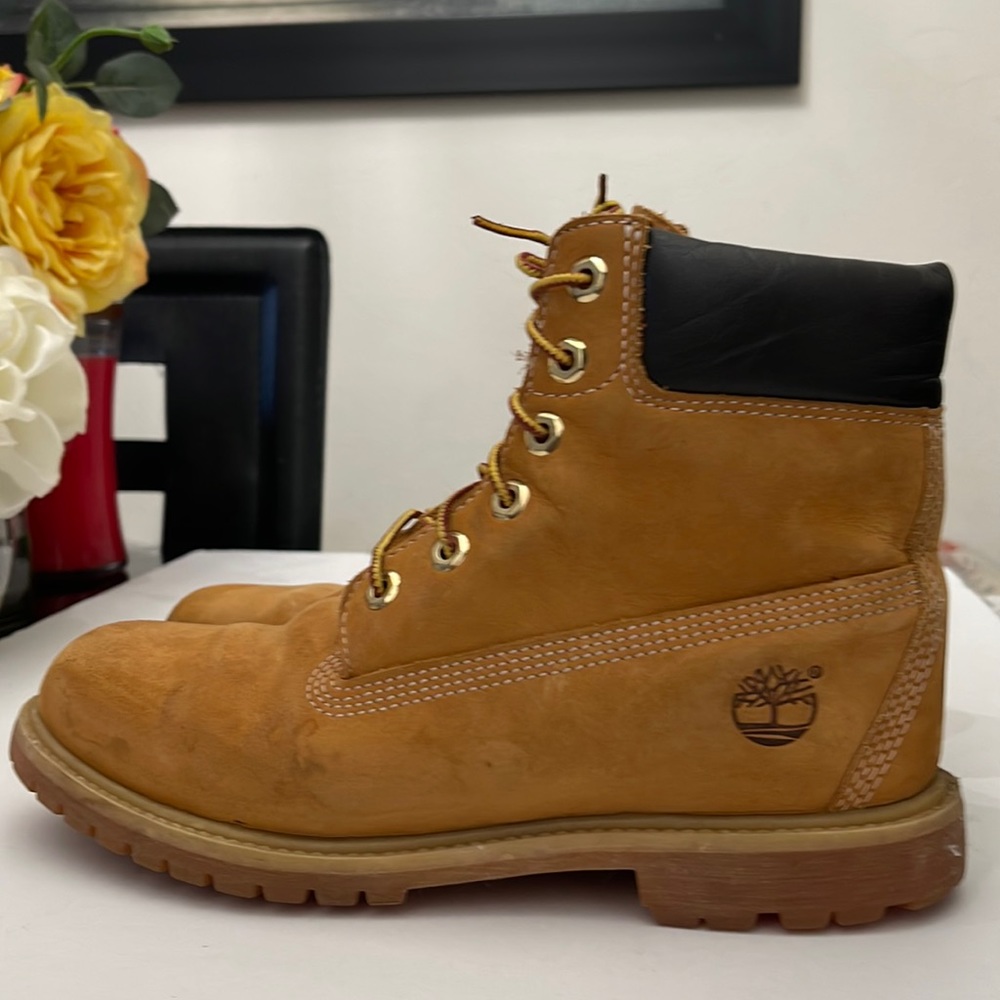 TIMBERLAND CLASSIC BOOTS MENS SIZE 9M